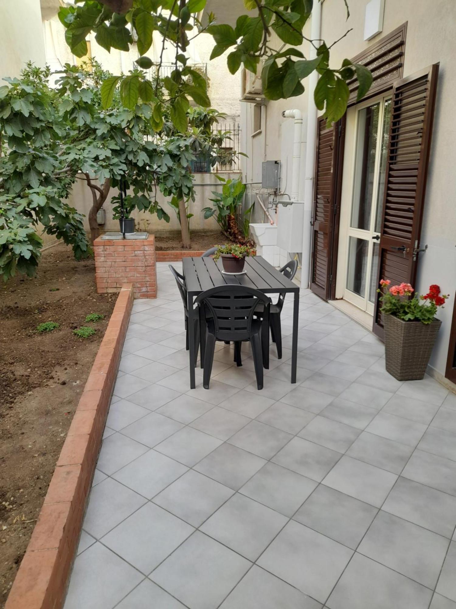 Casa Vacanza Tobruk Кастелламмаре-дель-Голфо Экстерьер фото