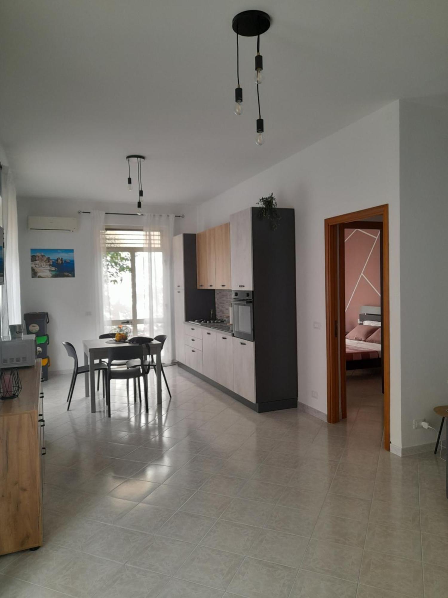 Casa Vacanza Tobruk Кастелламмаре-дель-Голфо Экстерьер фото